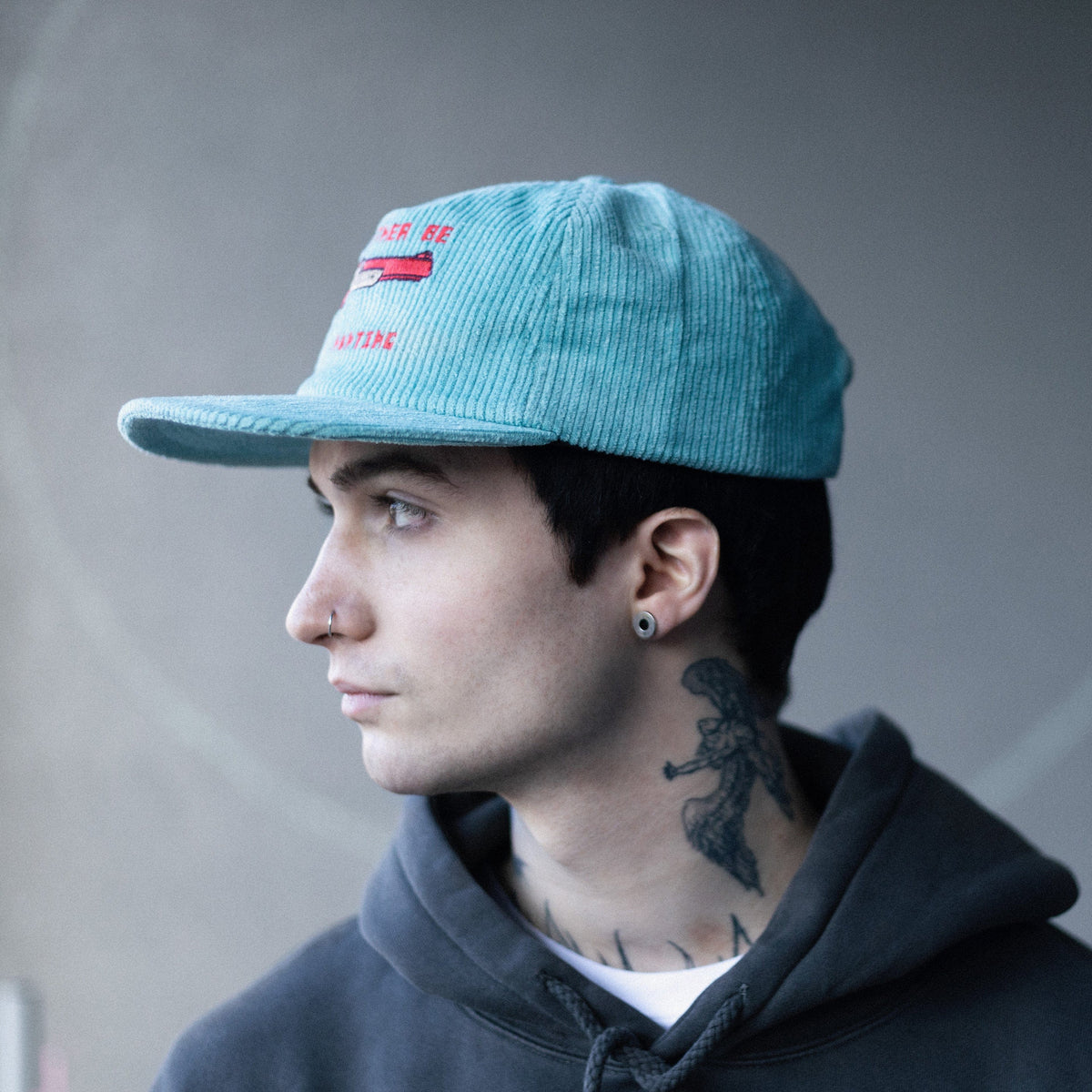 'HUNTING' CORDUROY HAT
