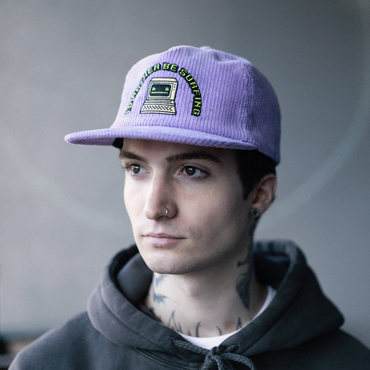 'SURFING' CORDUROY HAT